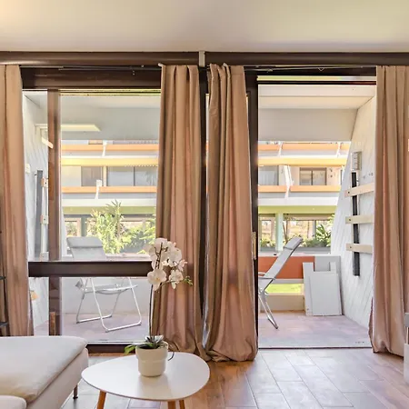 アパート Sunny With Pool & Terrace & Wifi コスタ・デル・シレンチオ