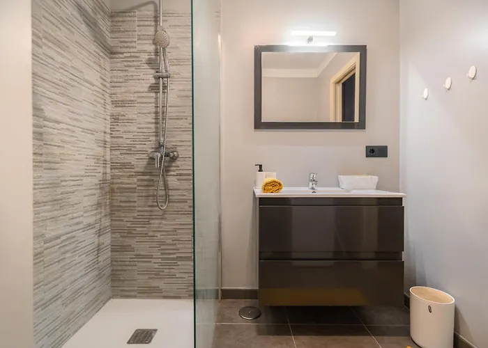 アパート Sunny With Pool & Terrace & Wifi *