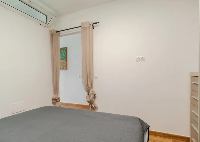 アパート Sunny With Pool & Terrace & Wifi コスタ・デル・シレンチオ