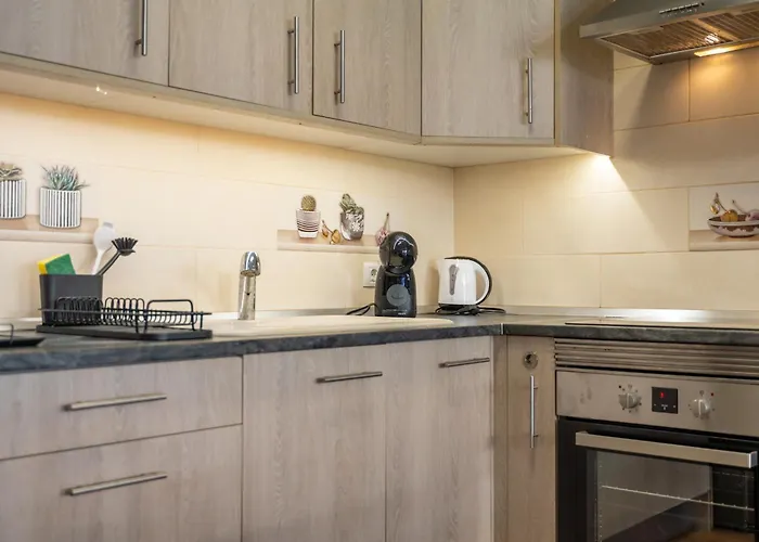 Sunny With Pool & Terrace & Wifi