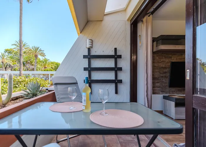 Sunny With Pool & Terrace & Wifi Apartment *